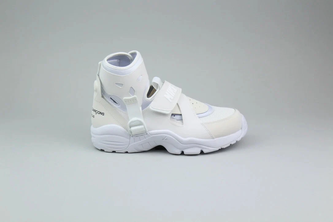 COMME des GARÇONS HOMME ×NIKE エア・カーニバル Nike Comme Des Garçons Homme Plus x Air Carnivore White - огромный