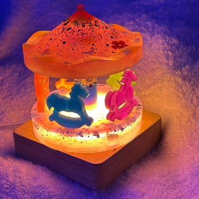 NIGHT LITE '' Merry Go Round'' CAROUSEL HAND MADE VERY COLORFUL GREAT NITE LITE