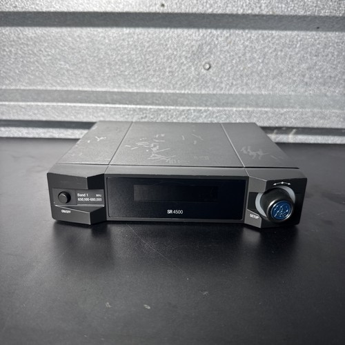 Receptor inalámbrico AKG SR4500 - Banda 7 500,100-530,500 MHz funcionando / Sin fuente de alimentación - Imagen 1 de 6