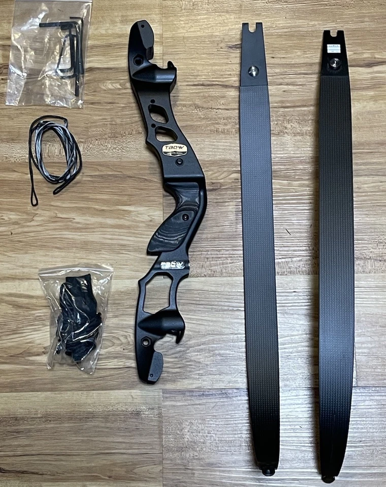 Рекурсивный лук Hoyt Satori Clone 19 дюймов для правой руки с конечностями из углеродного волокна 40 фунтов - Изображение 2 из 4