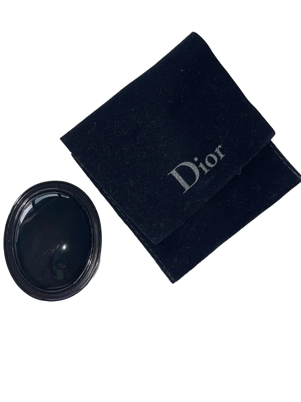 BROCHE OVALE NOIRE DIOR HOMME NEUVE DANS SON EMBALLAGE