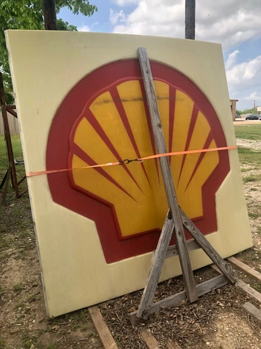 LARGE VINTAGE SHELL GAS STATION SIGN 8 Feet Width x 8 Feet Height