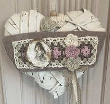Handgefertigter Spanholz Herz T&uuml;rkranz Granny Square Shabby Vintage Look -406
