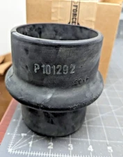 P101292 Donaldson Rubber Reducer Hump Hose 3.5” To 4” I.D. [B0S2]