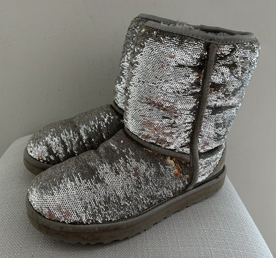 UGG Boots Classic Short Cosmos Sequin Gold/Silver Women s 7