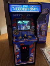 New Wave Toys Food Fight RepliCade 1/6th Scale Arcade