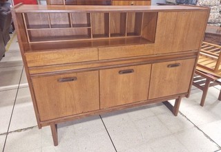 Vintage Mid Century Teak Highboard /Sideboard/ Drinks Cabinet CS D33