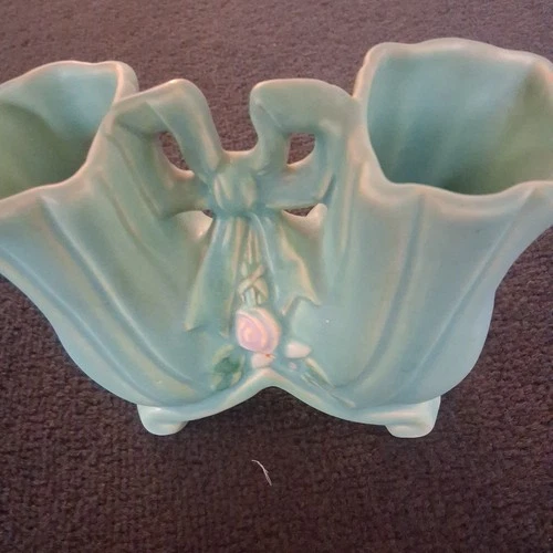 WELLER 1930'S BOW RIBBON DOUBLE VASE PLANTER TURQUOISE WITH PINK ROSE