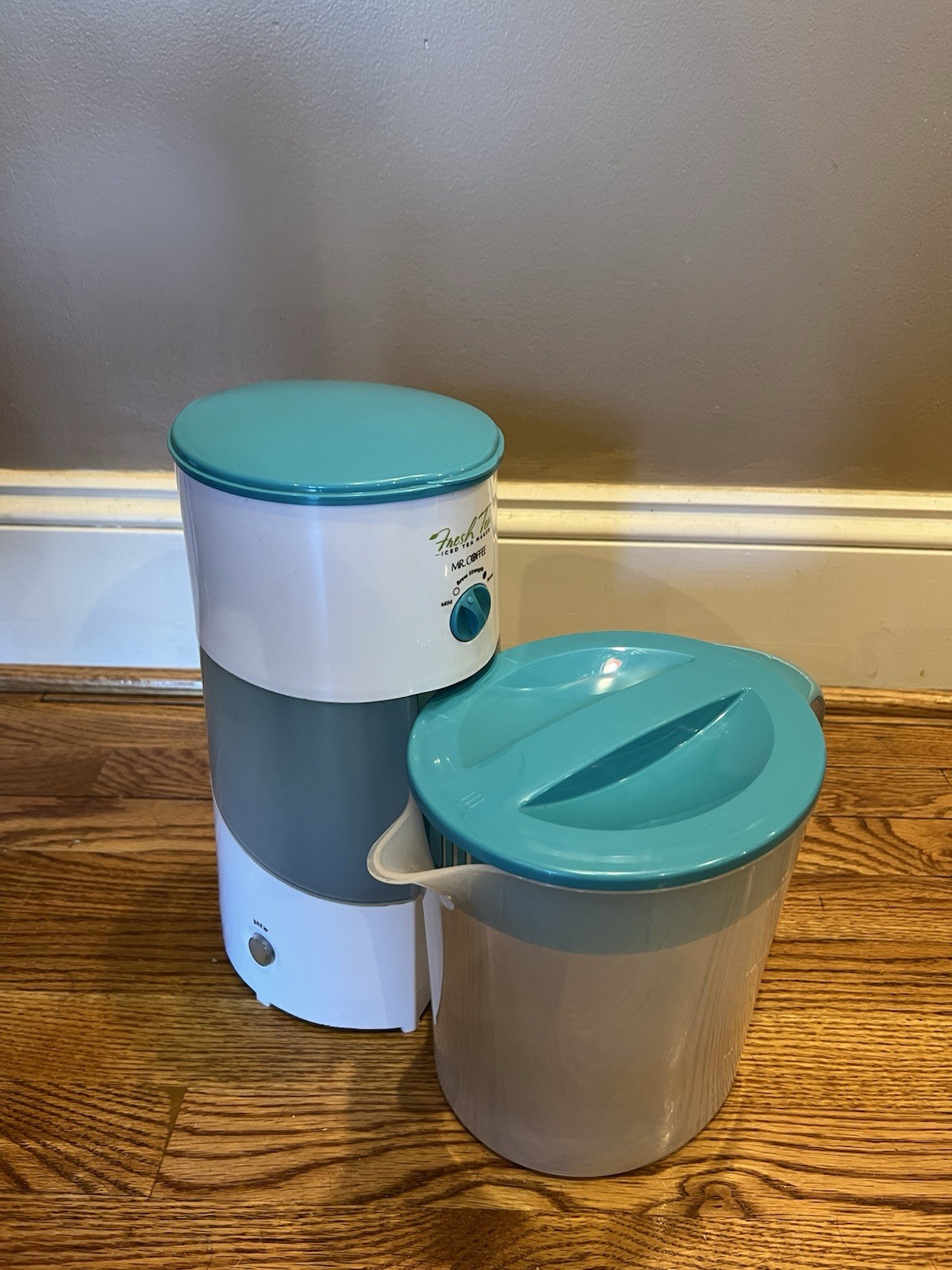 Maker Beverage Maker Machine Teal Blue + White Tm70