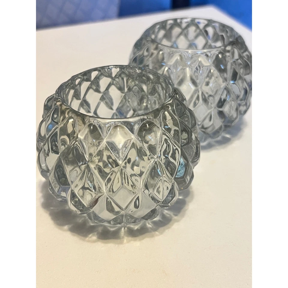 Set of 2 Clear Glass Diamond Cut Votive Candle Holders Tea Light Holders - Image 2 of 4