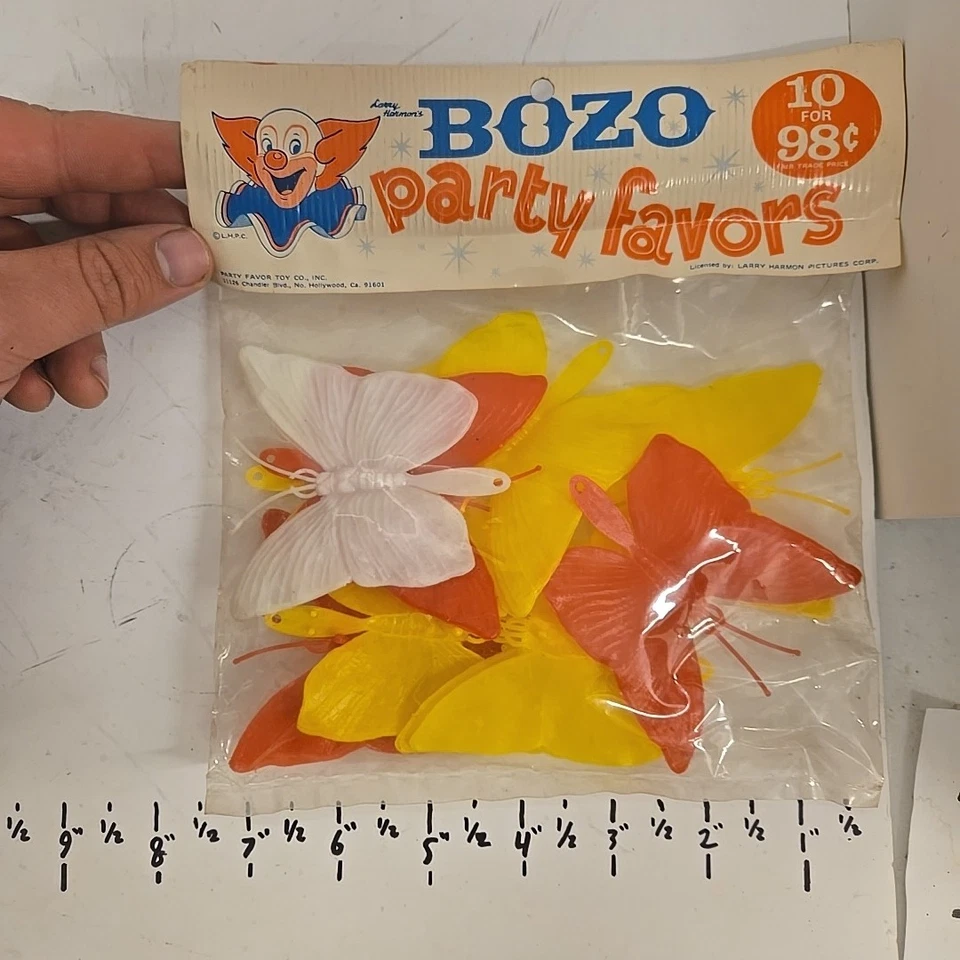 3 件老式 NOS Bozo Party Favors 塑料蝴蝶 — 第 2/4 张图片