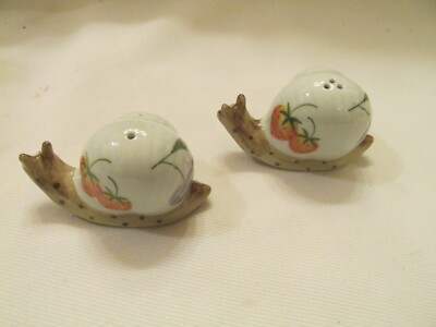 Vintage Snail Hand Painted Ceramic Salt & Pepper Shakers