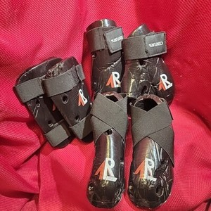 CENTURY Rise SPARRING GLOVES SHOES SHIN arm GUARDS PADDED youth child karate blk