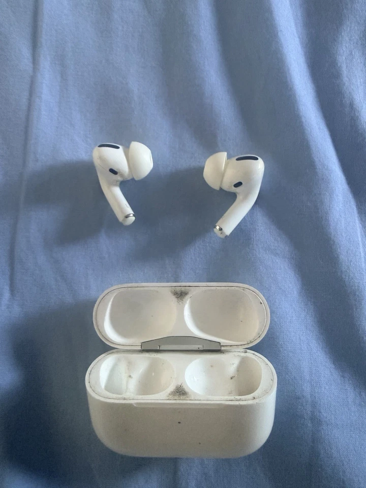 Apple AirPods Pro (1st generation), foto 2 di 4