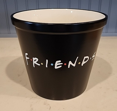 FRIENDS TV Show Ceramic Plant Pot Black 8 1/2'' Round 7 1/2'' Tall VHTF