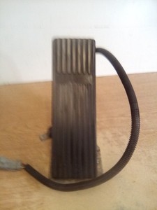 1999 International 9200 Throttle Pedal 4976166, 5133225