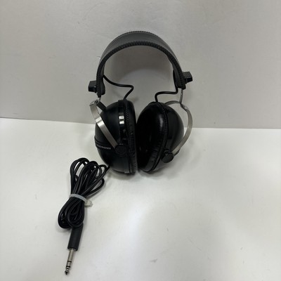 VINTAGE PIONEER MODEL SE-205 OLD SCHOOL STEREO HEADPHONES WORKING NEED NEW FOAM