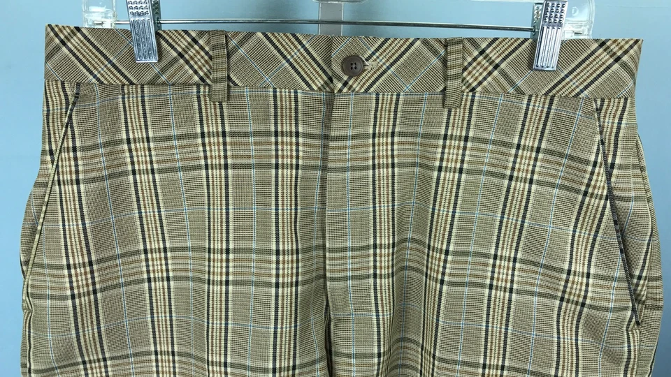 Pantalones Cortos Para Hombre Alan River Golf 32 Nova Cuadros Tostado Beige Marrón Poliéster Viscosa Foto 2 de 4