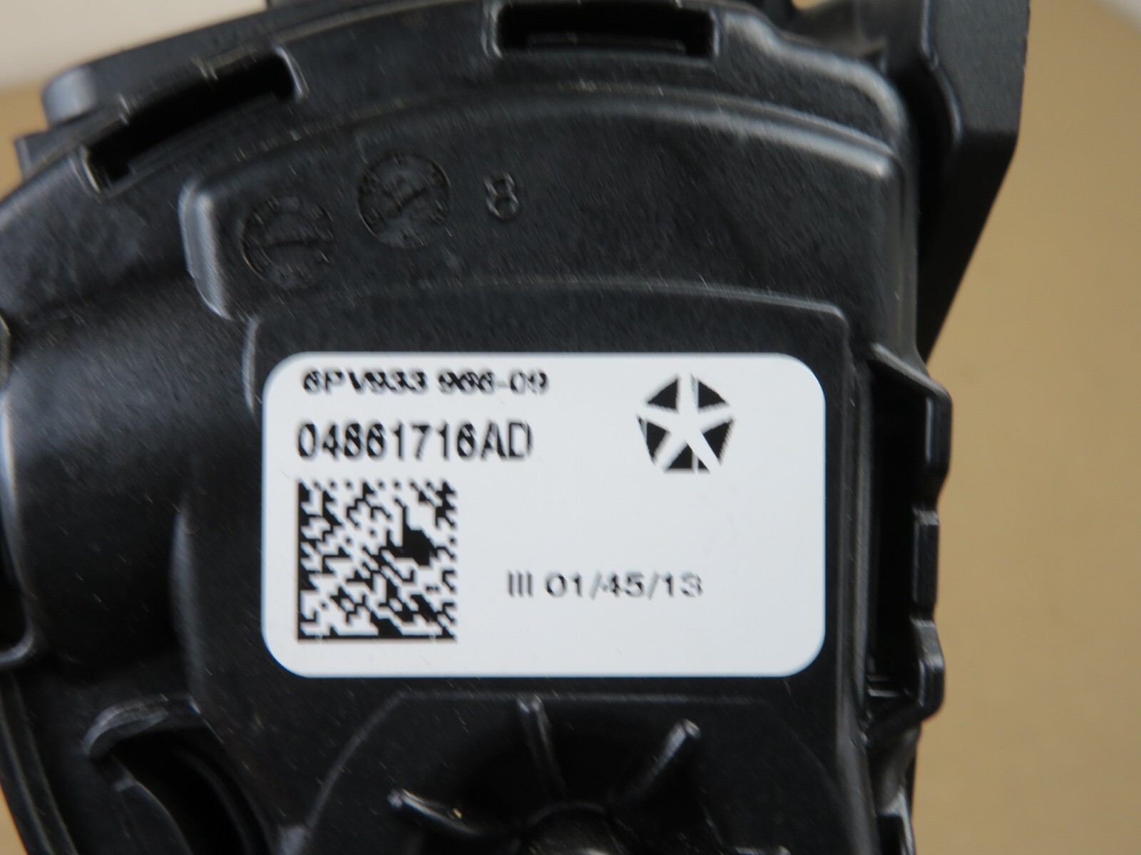 2014-2017 MASERATI GHIBLI FUEL GAS ACCELERATION THROTTLE PEDAL PAD OEM