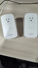 TP-LINK AV1200 Powerline Ethernet Adapter