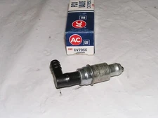Genuine # CV795C AC Delco NOS NEW PCV VALVE GM #8996086 in Vintage box