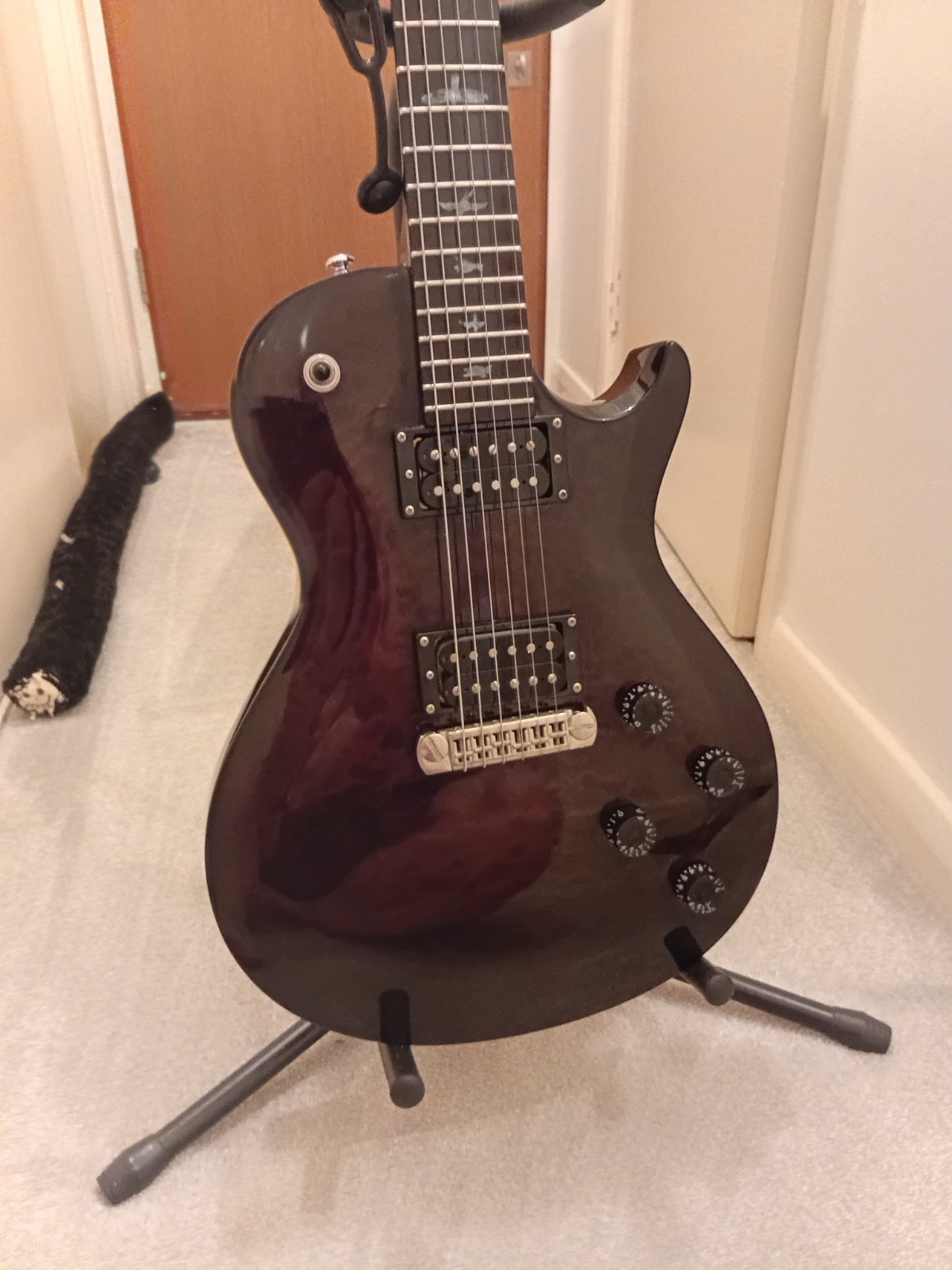 Very Rare PRS SE Akesson deep single cut guitar finished in Forntida Brun.