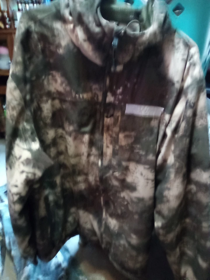 Cabelas Camo Jacket & Pants - Image 2 of 4