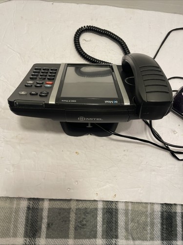 Mitel 5360 IP tel set #50005991. Used everything operates as it should. - Picture 10 of 15