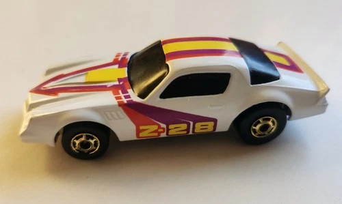 Vintage 1982 Hot Wheels The Hot Ones Camaro Z-28 W/Error On Base “Camro” Loose