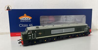 Bachmann 32-702A Class 46 Center Headcode D138 BR grün - Spur O