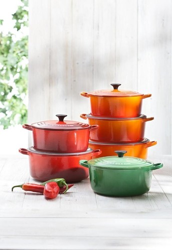 Le Creuset Signature Cocotte rotonda 20 cm verde rosmarino con scatola esterna NON USATO - Foto 22 di 24