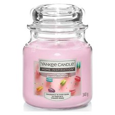 Image of Yankee Candle Confetti Macarons Medium Jar