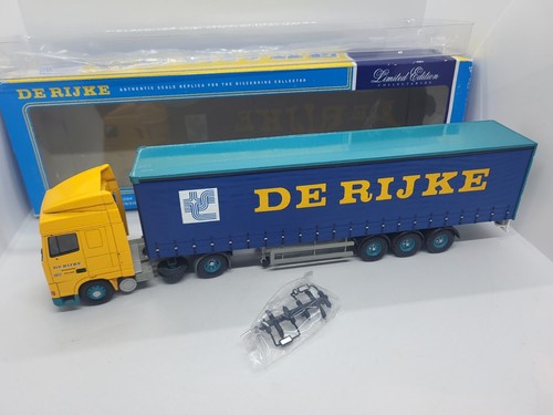 Corgi CC13204; DAF XF Space Cab Curtainside Trailer, De Rijke; 1.50 - Picture 5 of 14