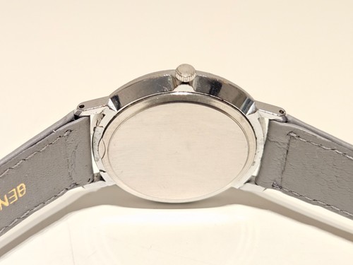VINTAGE COLLECTIBLE CHROMED MEN'S SWISS QUARTZ WATCH WITH TWENTY USA COIN DIAL - Picture 9 of 9