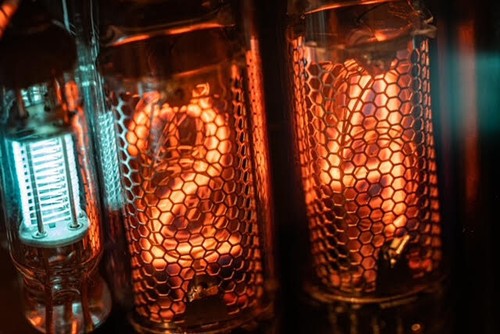 New NIWA Nixie watch IN-16 IV-15 tubes. Titanium Raw case. - Picture 4 of 8