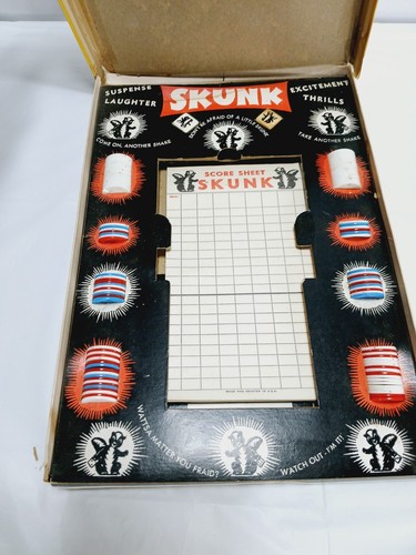 Vtg 1953 Schaper SKUNK PARTY GAME = Complete/includes Skunk Dice/Scorepad/Chips - Picture 12 of 20