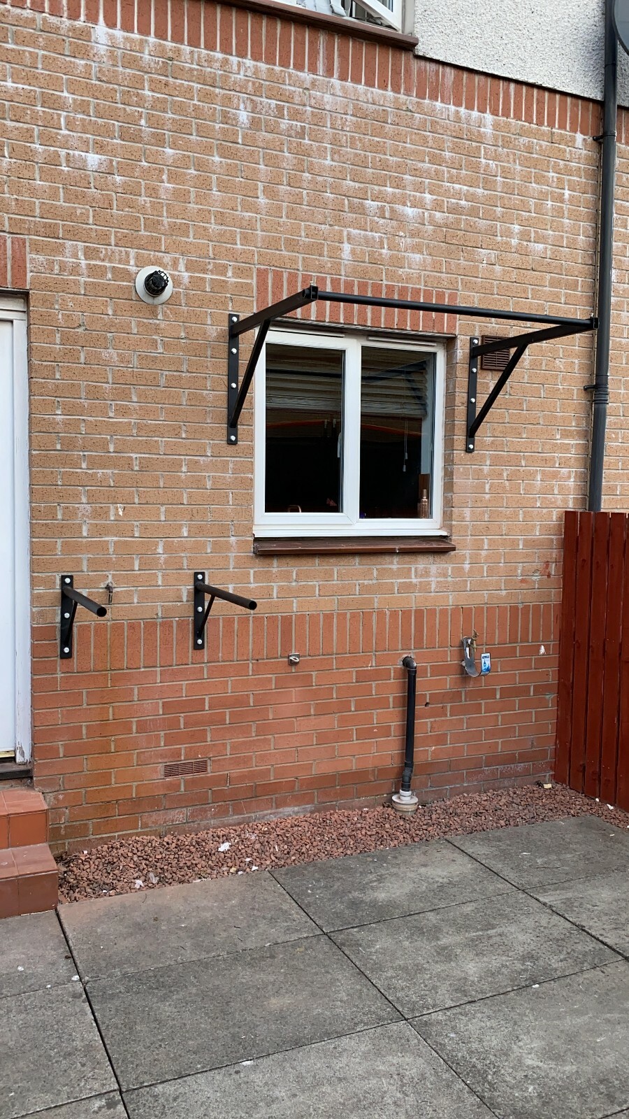 Wall Mounted Pull Up Dip Bar