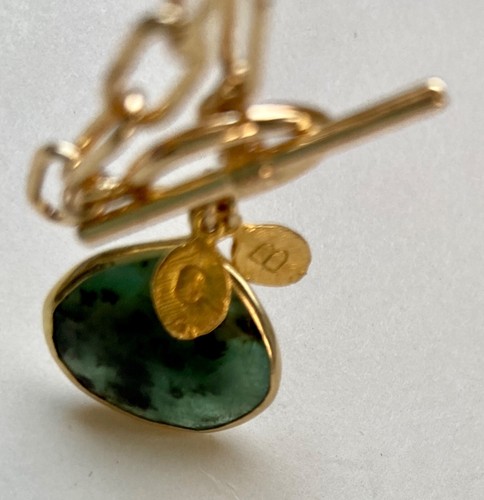 Goldtone Lariat Necklace, Green Stone, Toggle Closure, 20 Inches - Picture 6 of 6