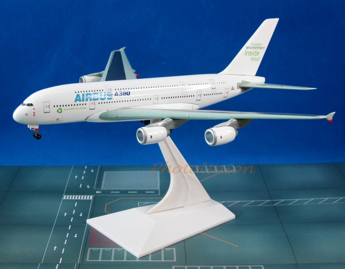 1/400 A380 シンガポール航空ドラゴンウィングス製（Dragon