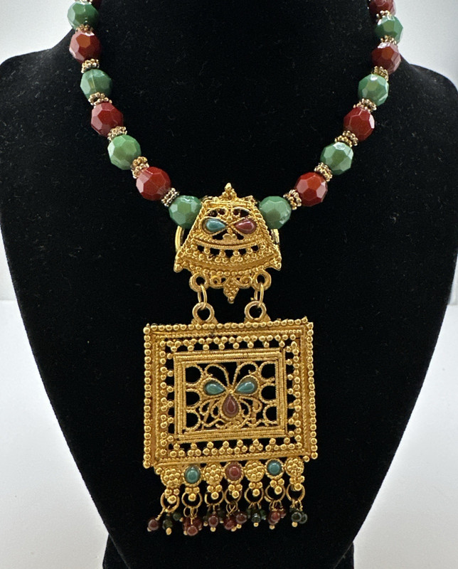 Vintage Egyptian Revival Lucite Beaded Choker Necklace With Gold Tone Pendant