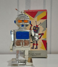 Vintage. Robot. ROBOT TOY. USSR