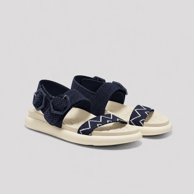 Vivaia Isla AdaptAll Sporty Comfort Lightweight Casual Navy All Day Sandals 9