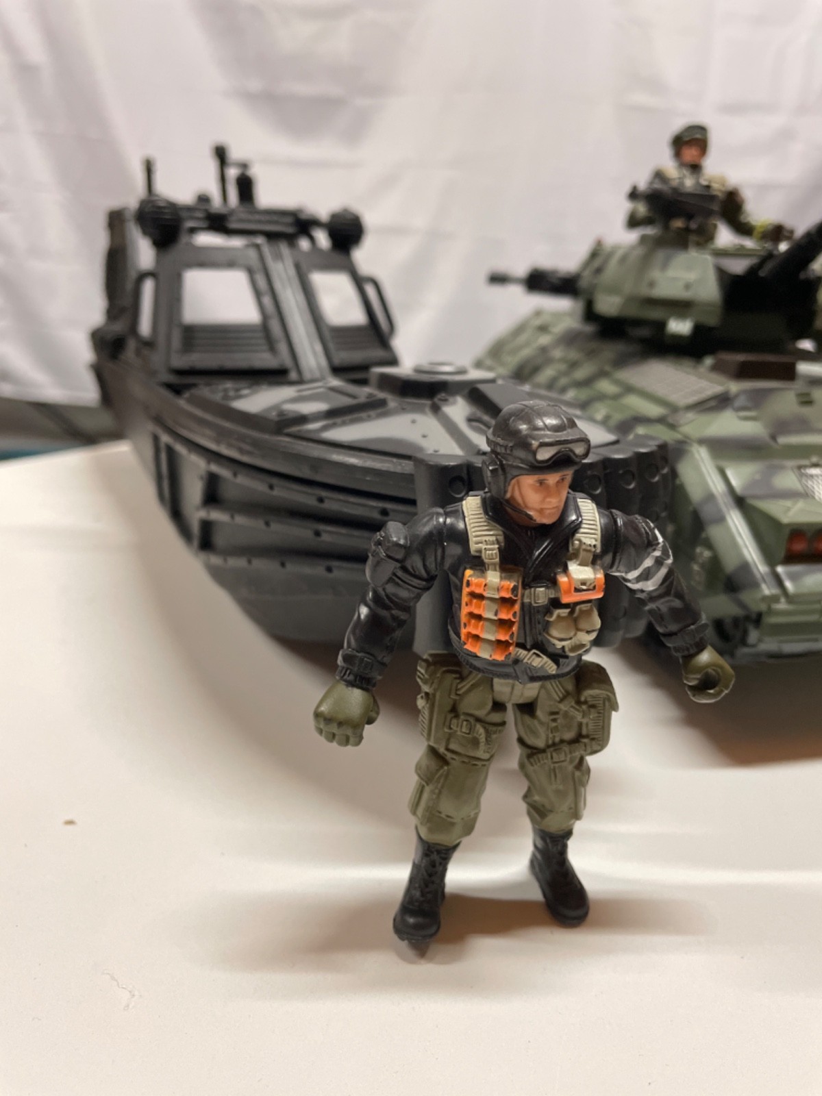 Lot of Military Figures & Vehicles Chap Mei Tank Airplane Parachute Jeep etc