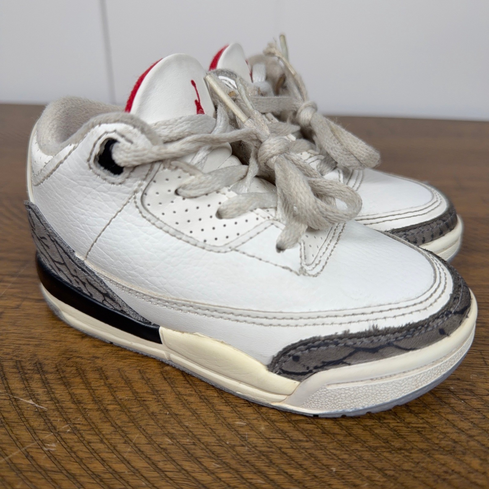 Jordan 3 Retro Kids 7C White Cement Reimagined Elephant Print Basketball Shoes