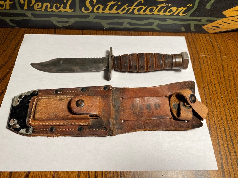 Ontario Knife Co. Pilot Survival Fixed Blade Knife 2-80 - With Sheath - Solid!