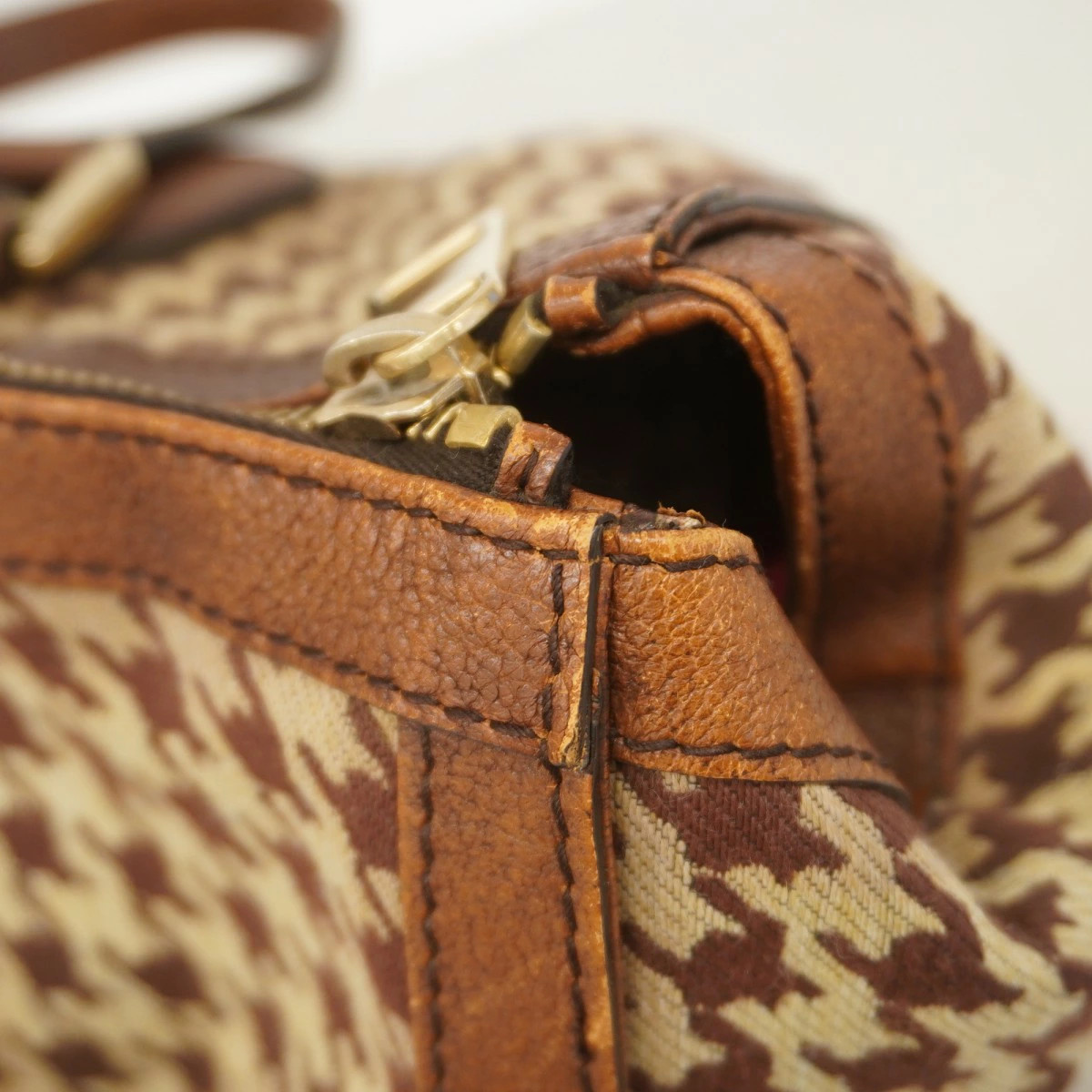 Gucci Sherry Line Canvas Handbag Brown Gold Hardware thumbnail 8