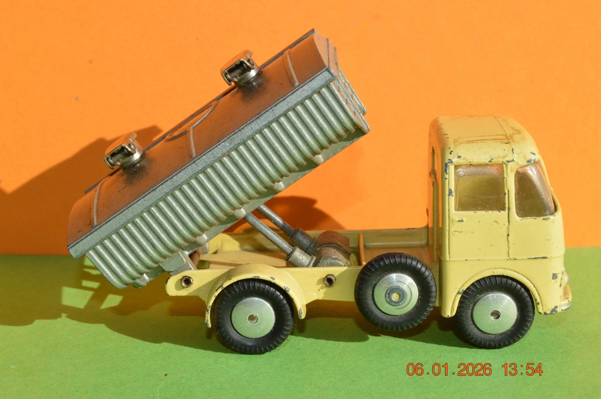 Camion AEC MKV 8 Roues Corgi Classics 1:50 - N°26402 Complet - Occasion - 2000