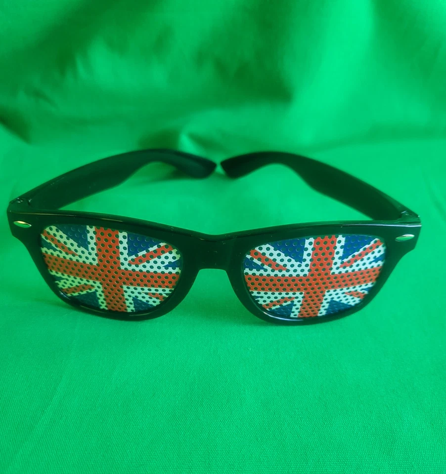 GAFAS DE SOL INGLATERRA FAN DEL FÚTBOL NUEVAS Foto 4 de 4