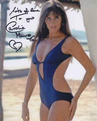 007 James Bond Filmstar Caroline Munro signiert 8x10 sexy blau Badeanzug Foto