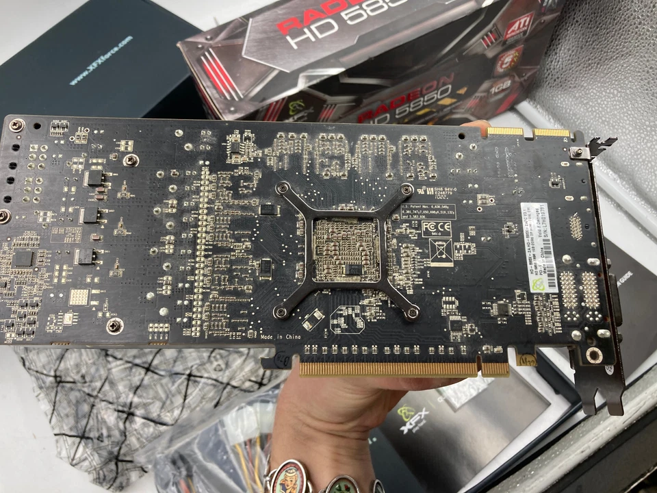 XFX ATI Radeon HD 5850 1GB GDDR5 PCIe GPU Graphics Card HD-585X-ZAFC In Box - Image 2 of 4